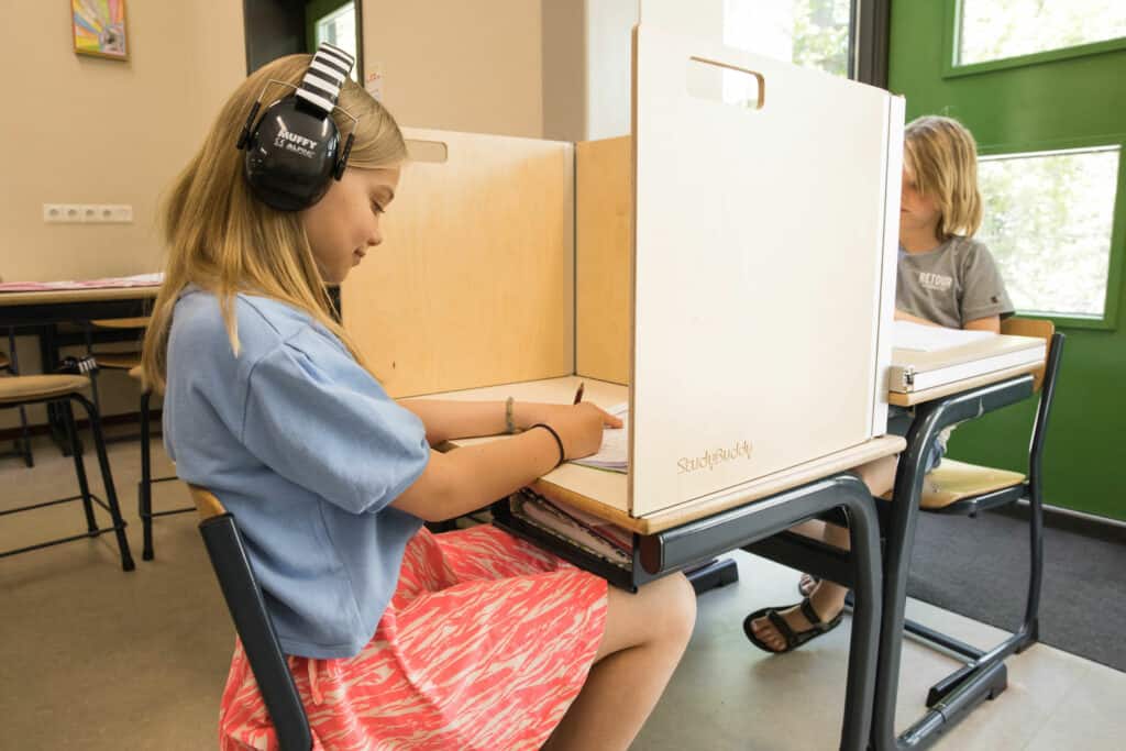 Study Buddy Portable in de klas, Prikkelarme werkplek, Concentratiescherm